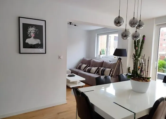 Maison Proche Du Vieux Lille Et De La Citadelle Avec Place Parking Villa Lambersart