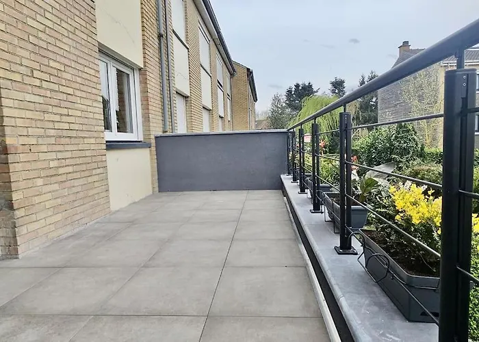 Maison Proche Du Vieux Lille Et De La Citadelle Avec Place Parking *