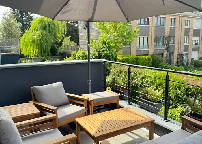 Maison Proche Du Vieux Lille Et De La Citadelle Avec Place Parking *